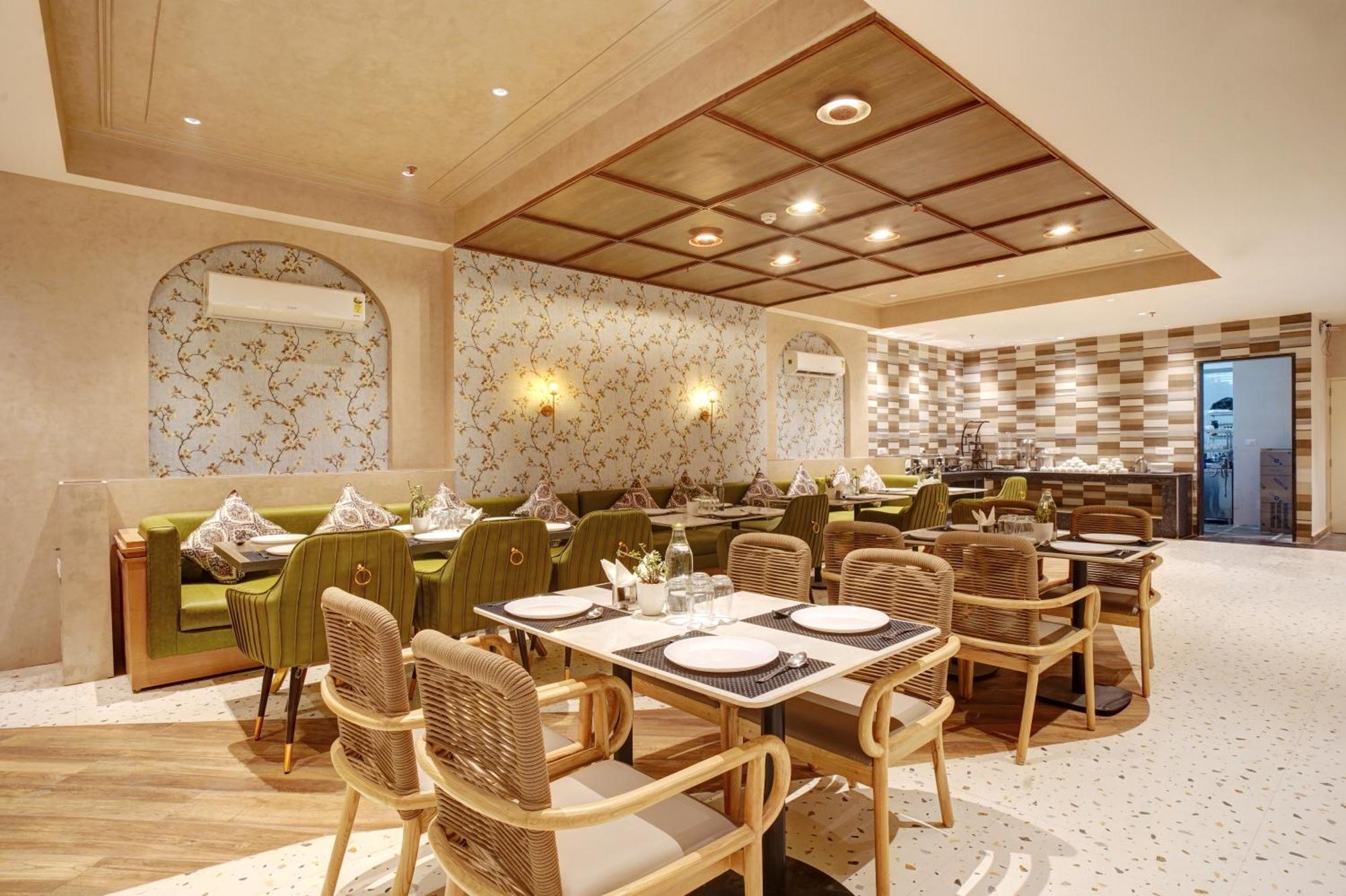 Hotel Iva Premium Delhi Airport With Airport Drop Neu-Delhi Exterior foto