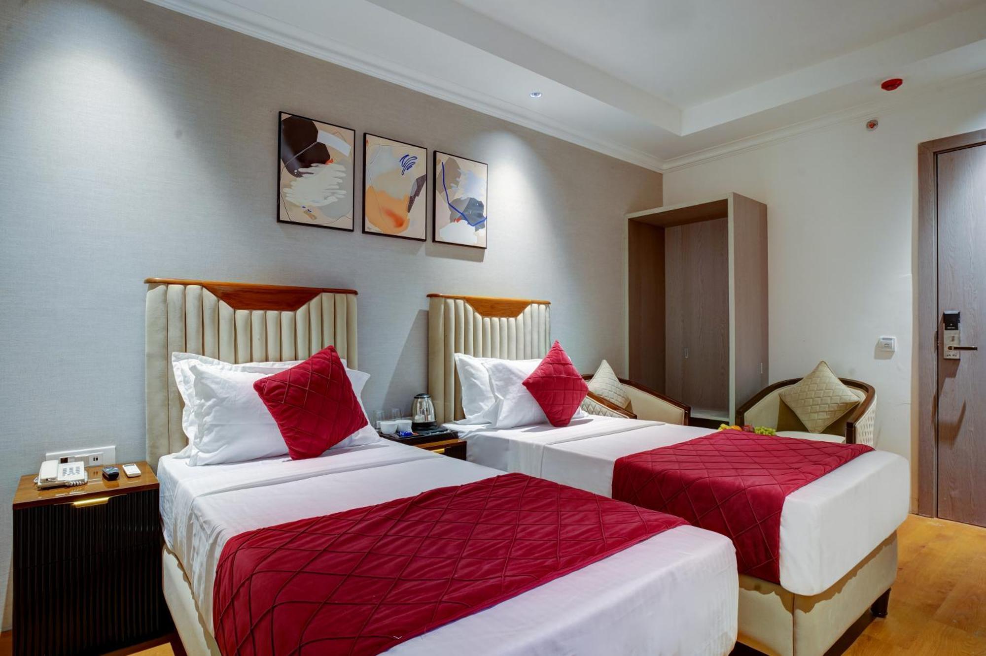Hotel Iva Premium Delhi Airport With Airport Drop Neu-Delhi Exterior foto