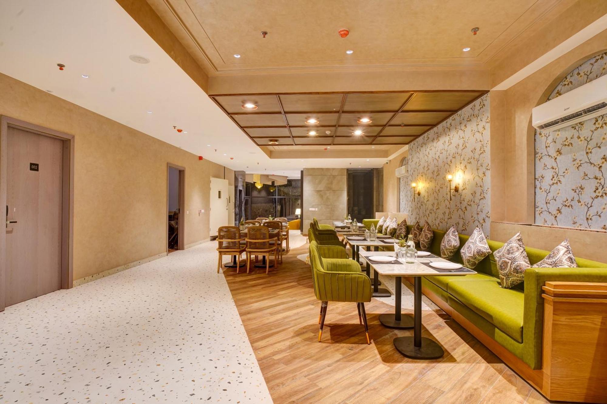 Hotel Iva Premium Delhi Airport With Airport Drop Neu-Delhi Exterior foto